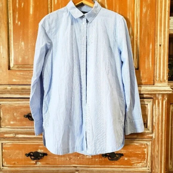 NWT banana republic boyfriend pinstripe button down - Picture 1 of 5
